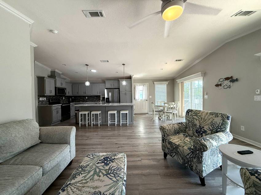 7825 Chandler St a Ellenton, FL Mobile or Manufactured Home for Sale